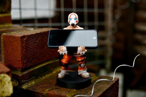 ⁦Cable Guy Borderlands Psycho Controller and Phone Holder⁩ - الصورة ⁦6⁩