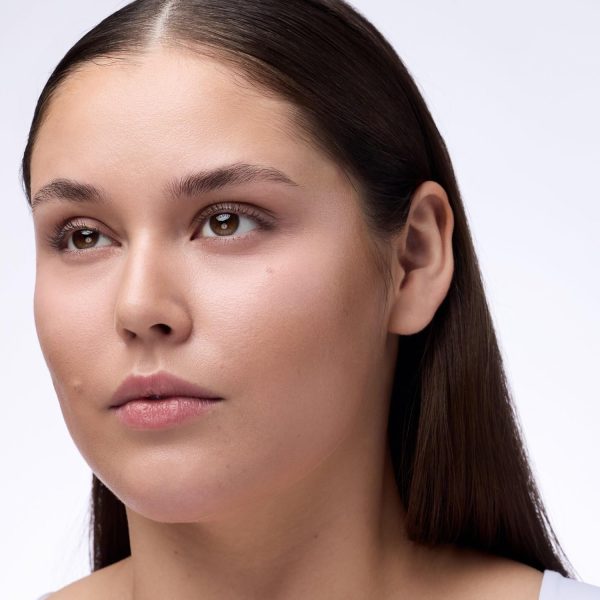 ⁦Catrice Under Eye Brightener Setting Powder, No. 010, Nude, Brightening, Instant Result, Softening, Natural, Vegan, Perfume, Alcohol, Parabens, Pack of 1 (2.3 g)⁩ - الصورة ⁦5⁩
