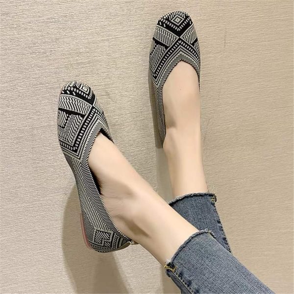 ⁦RVROVIC Women's Square Toe Knit Flats Shoes Casual Slip on Ballet Flats Comfortable Shoes for Women⁩ - الصورة ⁦2⁩