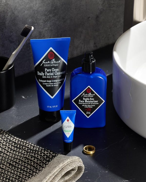 ⁦Jack Black Intense Therapy Lip Balm SPF 25 - Black Tea and Blackberry for Men 0.25 oz Lip Balm⁩ - الصورة ⁦10⁩