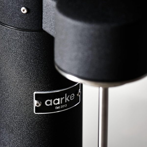 ⁦Aarke - Carbonator III Premium Carbonator/Sparkling & Seltzer Water Maker with PET Bottle (Matte Black), AAC3-Black⁩ - الصورة ⁦5⁩