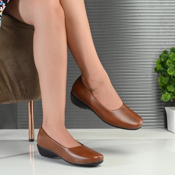 ⁦Centrino Women's Stylish and Comfortable Wedge Heel Bellies - Perfect for Office and Casual Wear (7334)⁩ - الصورة ⁦2⁩