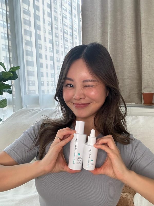 ⁦REJURAN ® Moisture Treatment Essence, c-PDRN® Face Moisturizing Serum for Long-Lasting Hydration and Skin Barrier Support with PDRx (75ml)⁩ - الصورة ⁦9⁩