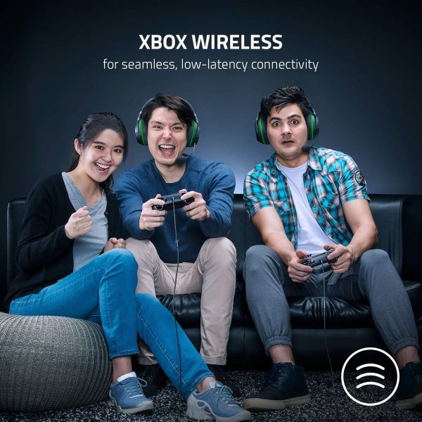 ⁦Razer Kaira Wireless Gaming Headset for Xbox Series X|S, Xbox One: Triforce Titanium 50mm Drivers - Cardioid Mic - Breathable Memory Foam Ear Cushions - EQ Pairing Button - Windows Sonic - Black⁩ - الصورة ⁦6⁩