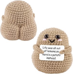 KASTWAVE Mini Funny Positive Potato, Knitted Doll with Positive Card, for Cheer Up Gifts and Party Decorations, Cute Crochet Doll for Birthday Gifts