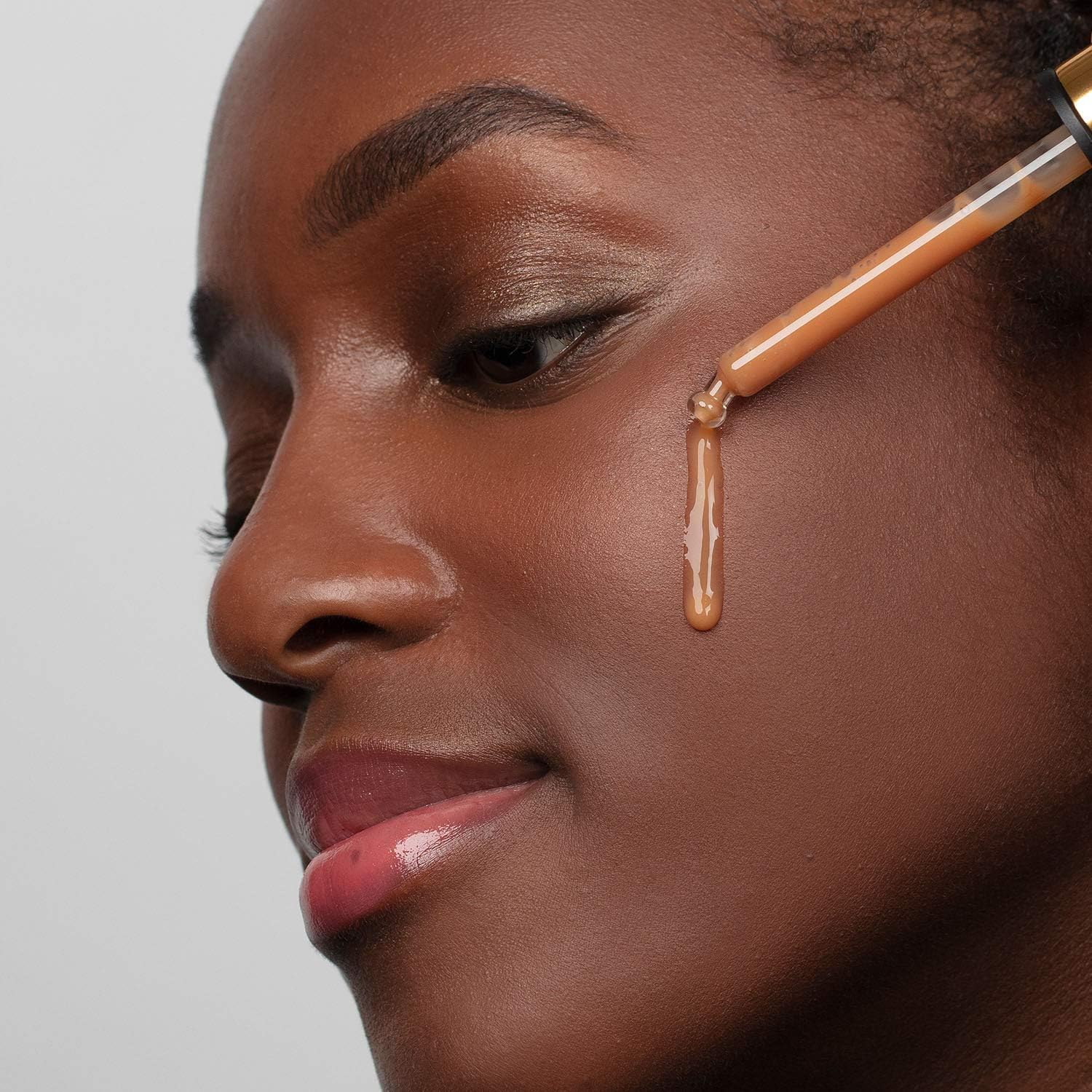 Antipodes Hosanna H2O Intensive Skin-Plumping Facial Serum – Hydrating Serum – Collagen Face Serum with New Zealand Bioactives – Dry Skin & Dehydrated Skin – 30ml 6 Antipodes Hosanna H2O Intensive Skin-Plumping Facial Serum – Hydrating Serum – Collagen Face Serum with New Zealand Bioactives – Dry Skin & Dehydrated Skin – 30ml - الصورة 6