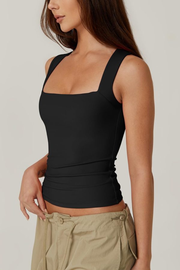 ⁦QINSEN Women's Square Neck Sleeveless Double-Layer Tank Tops Basic Tight T Shirts⁩ - الصورة ⁦2⁩