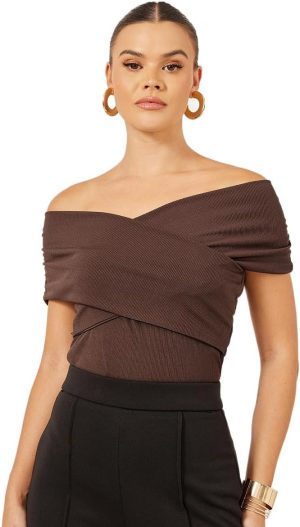Styli Women's Off-Shoulder Ribbed Solid Top