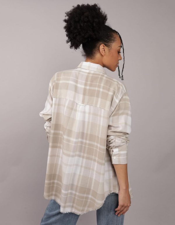 ⁦American Eagle Women Plaid Button-Up Shirt⁩ - الصورة ⁦4⁩
