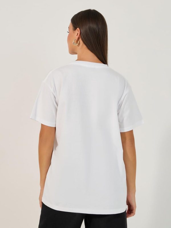⁦Styli Women's Oversized Short Sleeve Cat Graphic Round Neck T-Shirt⁩ - الصورة ⁦6⁩