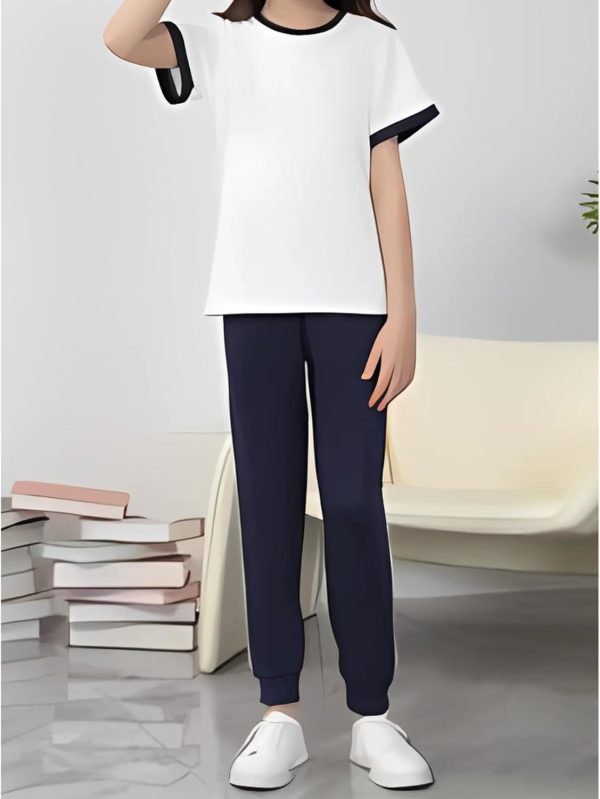 ⁦Girls 3 Piece Outfits Sweatsuit Zip Up Sweatshirt, T-shirt and Sweatpant,Sport Jogger Sets, material of high quality⁩ - الصورة ⁦5⁩