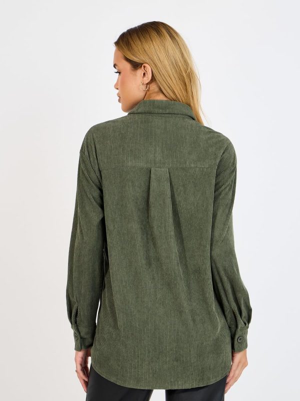 ⁦Styli Women Oversized Longline Corduroy Shirt With Pockets⁩ - الصورة ⁦5⁩