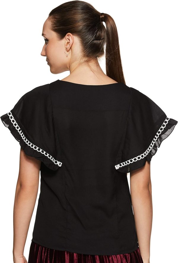 ⁦Krave Women's Solid Regular Top⁩ - الصورة ⁦2⁩