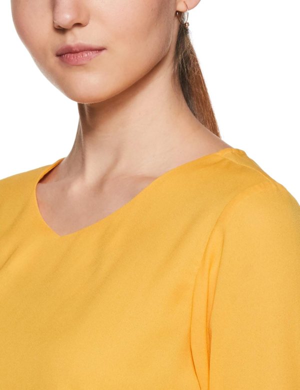 ⁦Krave Women's Solid Regular Top⁩ - الصورة ⁦4⁩