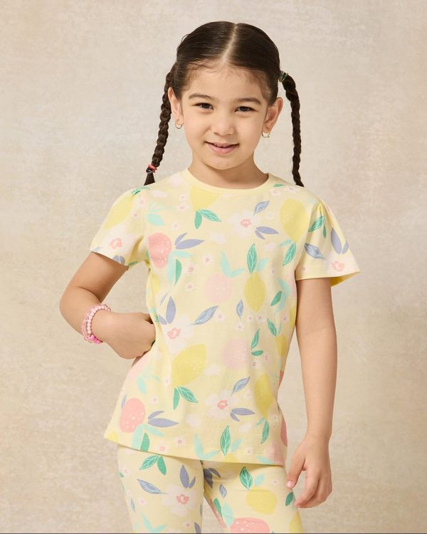⁦REDTAG Girls Yellow Printed T-shirt⁩ - الصورة ⁦2⁩