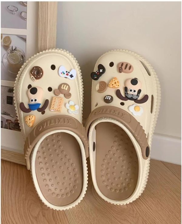 YelaJoy Summer Slippers for Women - Cartoon Dog Water Clogs, Breathable Platform Beach Sandals & Outdoor Garden Shoes with Drainage Holes(38-39)