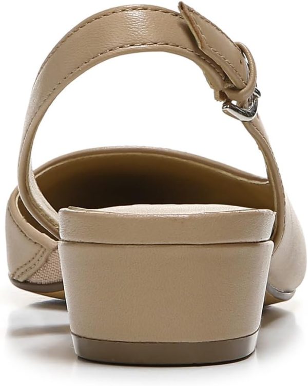 ⁦Naturalizer Women's Banks Pump⁩ - الصورة ⁦7⁩