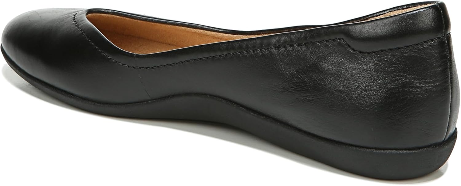 Naturalizer Women's Vivienne Ballet Flat 8 Naturalizer Women's Vivienne Ballet Flat - الصورة 8