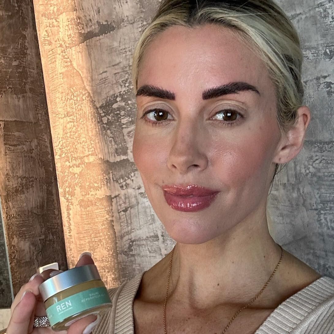 REN Clean Skincare Evercalm(tm) Overnight Recovery Balm, Travel Size 15ml 3 REN Clean Skincare Evercalm(tm) Overnight Recovery Balm, Travel Size 15ml - الصورة 3