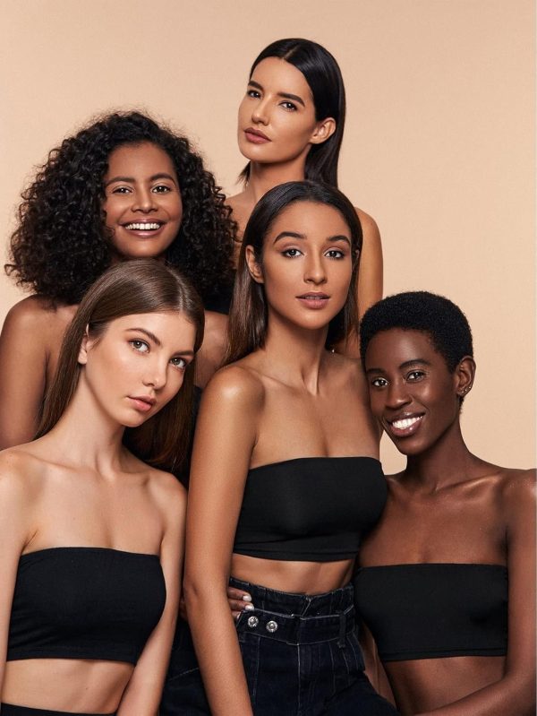 ⁦SHEGLAM Complexion Pro Long Lasting Breathable Matte Foundation-Warm Vanilla⁩ - الصورة ⁦5⁩