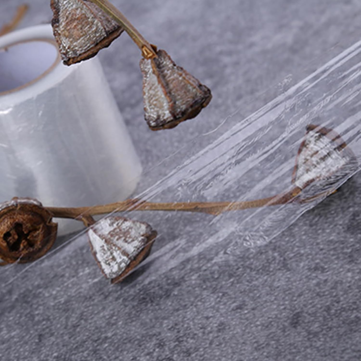 YUEHUINIAO Microblading Clear Wrap Preservative Film for Permanent Makeup Eyebrow Accessories 8 YUEHUINIAO Microblading Clear Wrap Preservative Film for Permanent Makeup Eyebrow Accessories - الصورة 8