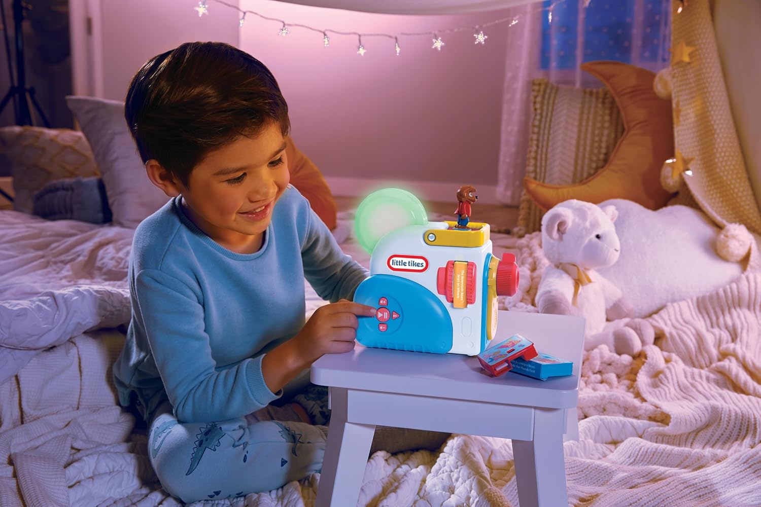 Little Tikes Story Dream Machine with 3 Fairy Tale Books & Nightlight The Ugly Duckling, Princess & the Pea, Emperor’s New Clothes Read-Along Projector with Lights & Sounds 8 Little Tikes Story Dream Machine with 3 Fairy Tale Books & Nightlight The Ugly Duckling, Princess & the Pea, Emperor’s New Clothes Read-Along Projector with Lights & Sounds - الصورة 8