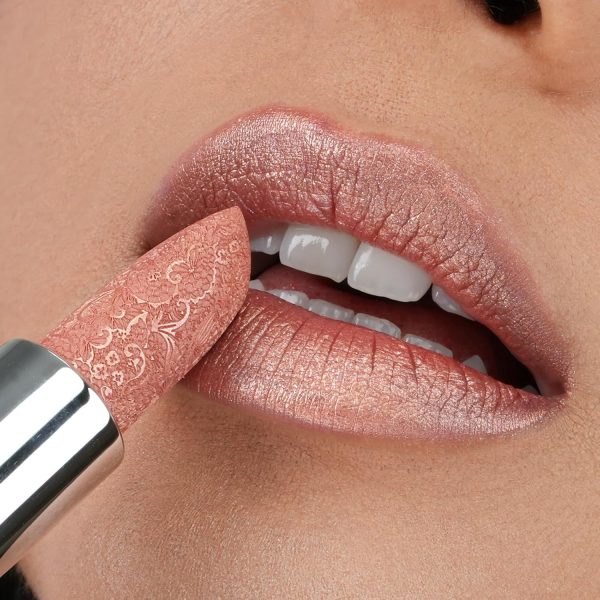 ⁦Anglicolor Metallic Glitter Lipstick,Lipstick Highly Pigmented,Glitter lipstick Long-Lasting Moisturising,Velvety smooth application,Creamy sculpted design lipstick. (#10-4)⁩ - الصورة ⁦6⁩