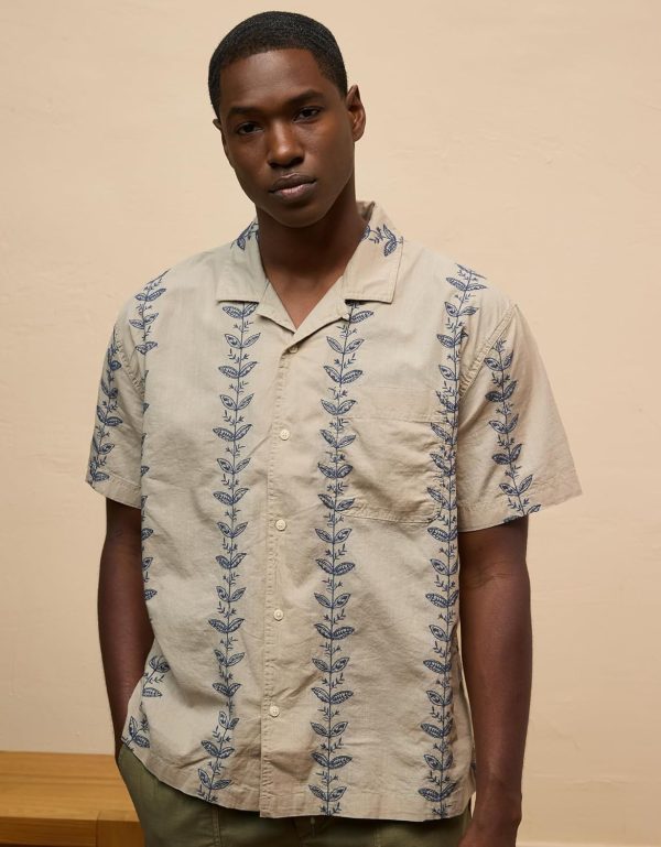 ⁦American Eagle Men Striped Button-Up Poolside Shirt⁩ - الصورة ⁦2⁩