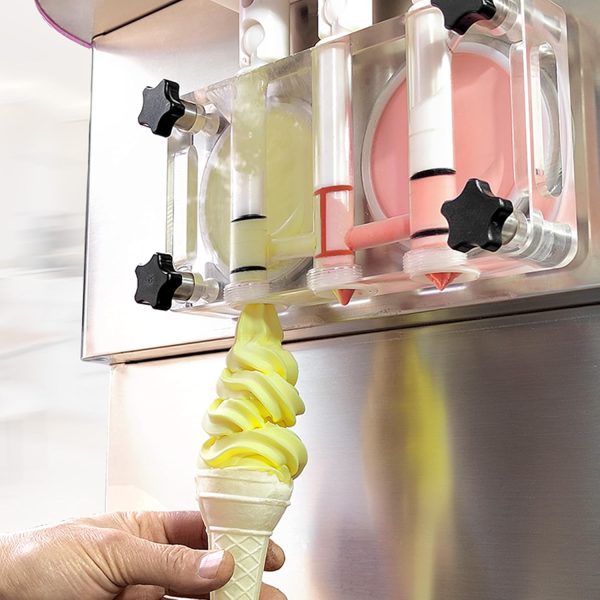 ⁦Commercial 3 Flavors Soft ice Cream Machine,Soft serve ice Cream Making Machine,ice Cream maker⁩ - الصورة ⁦3⁩