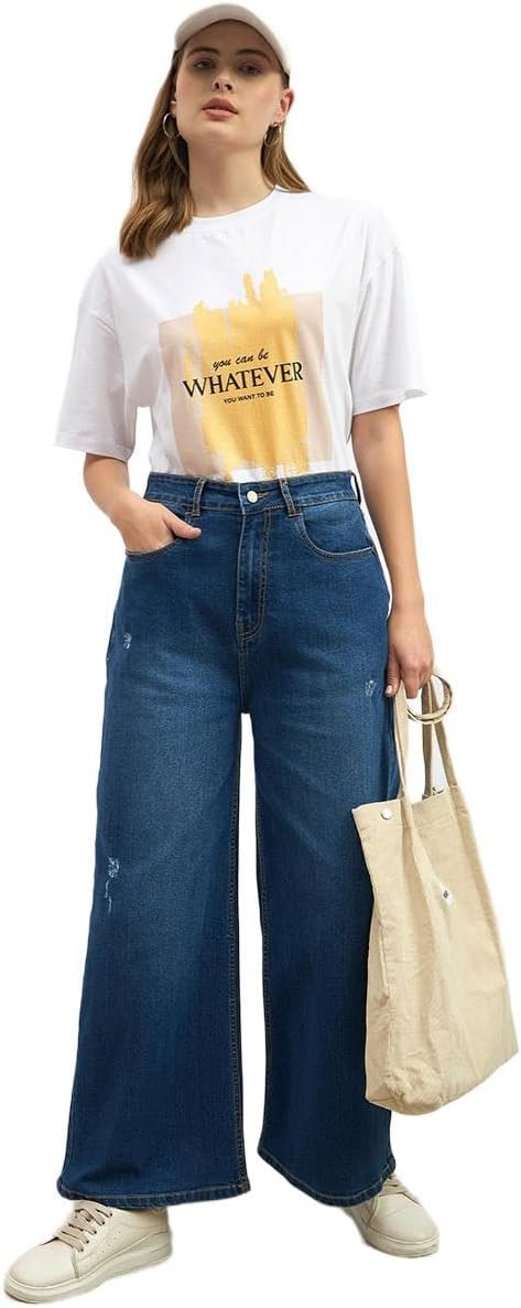 Styli Women's Slogan Print Round Neck Oversized T-Shirt 1 Styli Women's Slogan Print Round Neck Oversized T-Shirt