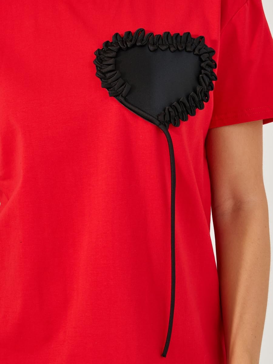 Styli Women's Short Sleeve Heart Applique Detailed Round Neck T-Shirt 5 Styli Women's Short Sleeve Heart Applique Detailed Round Neck T-Shirt - الصورة 5
