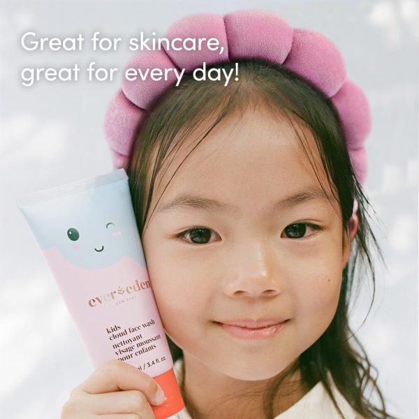 ⁦Evereden Kids Skincare Bundle: 1-2-3 Routine with Multi-Vitamin Peach Face Wash, Cream, SPF 30 & Spa Headband – Gentle, Nourishing Skincare & Fun Hair Management for Kids – Perfect for Daily Care⁩ - الصورة ⁦8⁩