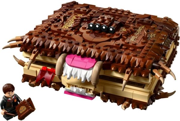⁦LEGO Harry Potter Chomping Monster Book Of Monsters – Interactive Toy with Pull-Back Motor & Chomping Mouth – incl. Neville Longbottom Minifigure - Gift for 9+ Year Old Boys, Girls & Fans - 76449⁩ - الصورة ⁦8⁩