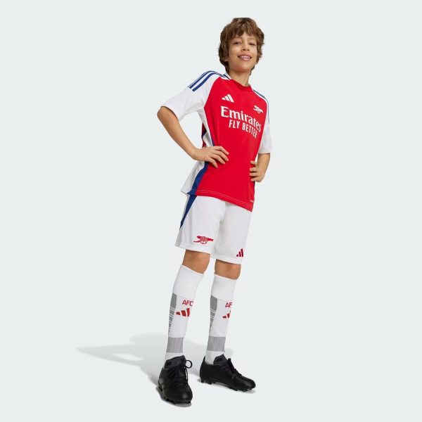 ⁦Adidas Kids Boy's Regular Fit T-Shirt (IS8141 Red⁩ - الصورة ⁦4⁩