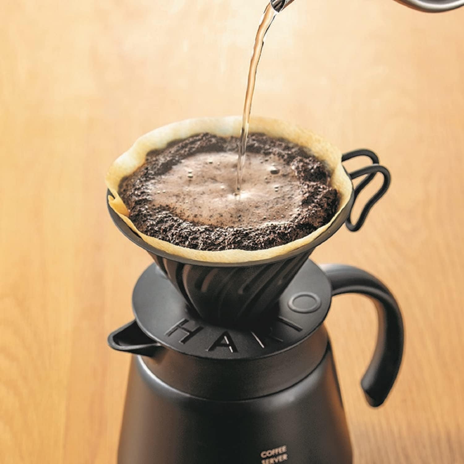 Hario V60 Metal Coffee Dripper 5 Hario V60 Metal Coffee Dripper - الصورة 5