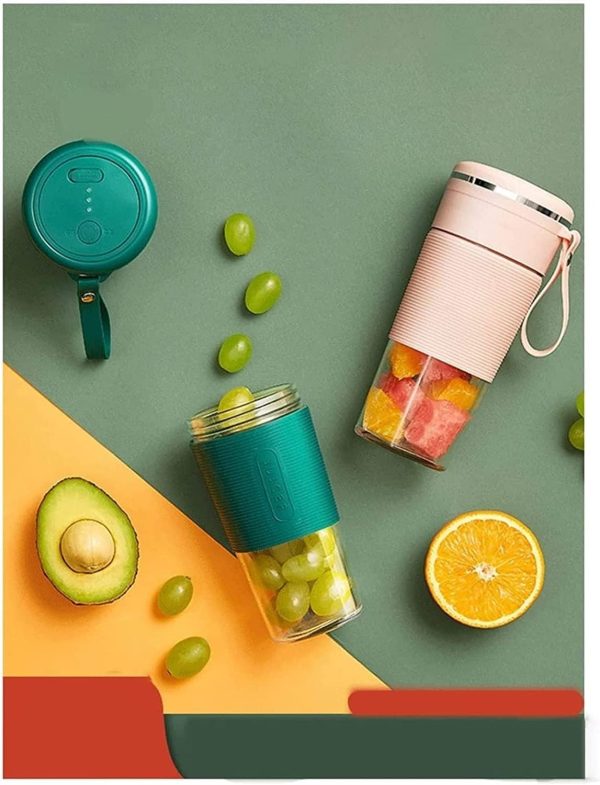 ⁦SYOSI Portable Blender Cup 300 ML Personal Blender Smoothie Maker Make Healthy Smoothies for Travel Sports Kitchen, Juicer with Stainless Steel Two-blade Cutter Head Fruit Juice Mixer Battery Powered⁩ - الصورة ⁦7⁩