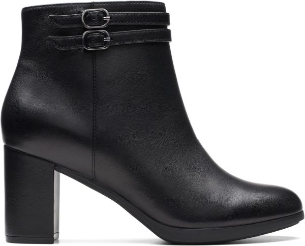 ⁦Clarks Bayla Light womens Fashion Boot⁩ - الصورة ⁦2⁩