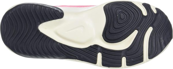 ⁦Nike Legend Essential 3 Nn P womens Shoes⁩ - الصورة ⁦2⁩