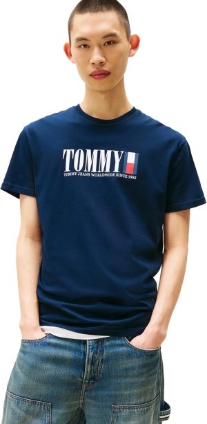 Tommy Jeans mens Short Sleeve Cotton Graphic T-shirts With Flag Logo Design Short Sleeve Cotton Graphic T-shirts With Flag Logo Design (pack of 1)
