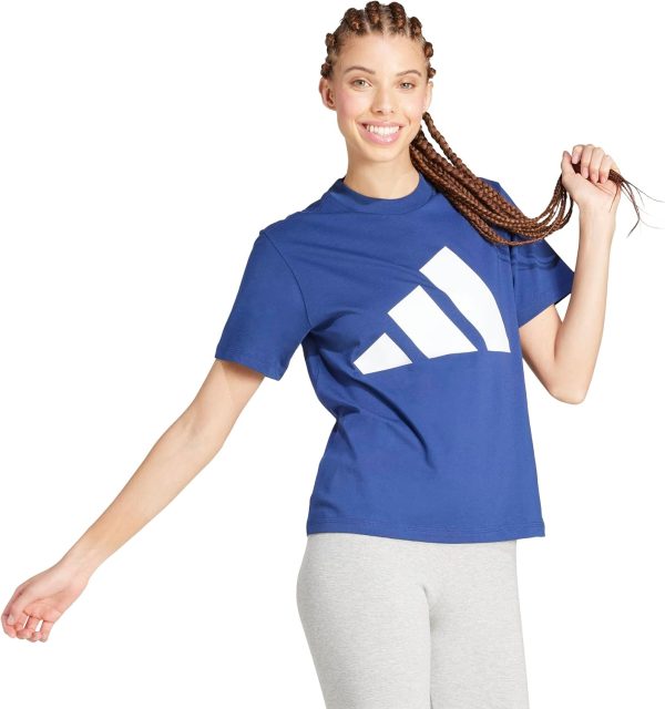 ⁦adidas Women Essentials Big Logo Cotton T-Shirt⁩ - الصورة ⁦3⁩