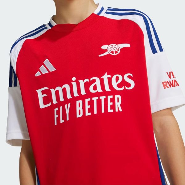 ⁦Adidas Kids Boy's Regular Fit T-Shirt (IS8141 Red⁩ - الصورة ⁦7⁩