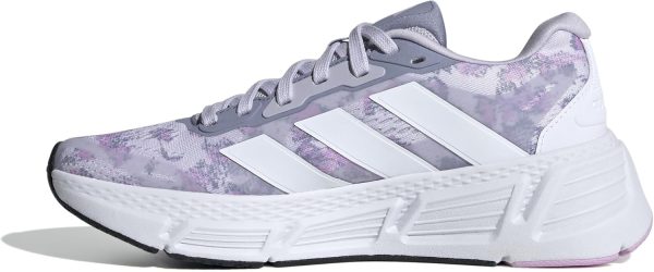 ⁦adidas Questar 2 Graphic W womens Shoes⁩ - الصورة ⁦4⁩