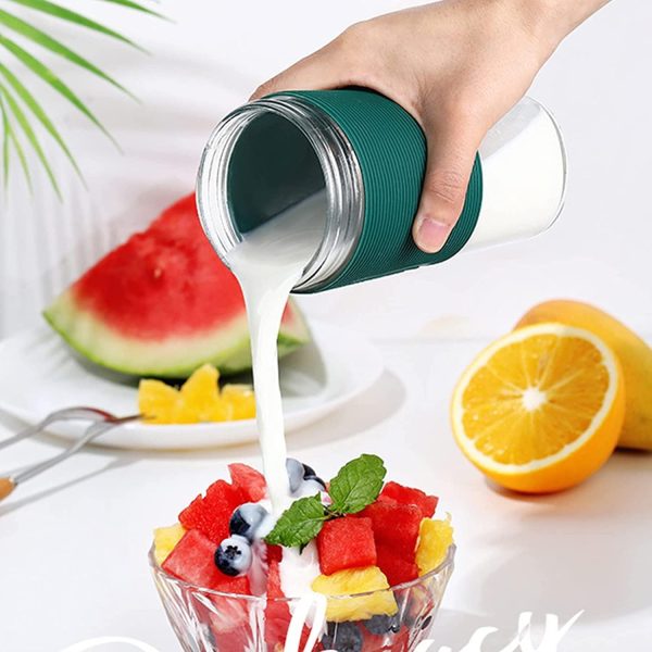 ⁦SYOSI Portable Blender Cup 300 ML Personal Blender Smoothie Maker Make Healthy Smoothies for Travel Sports Kitchen, Juicer with Stainless Steel Two-blade Cutter Head Fruit Juice Mixer Battery Powered⁩ - الصورة ⁦3⁩