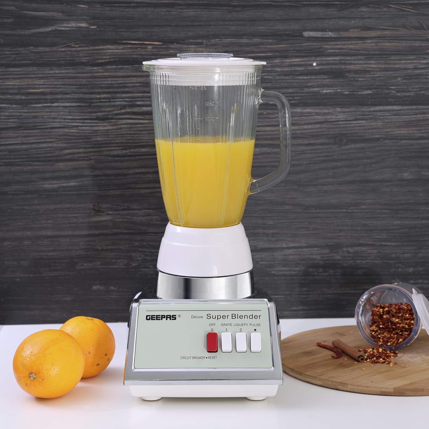 Geepas 450W Stainless Steel Blender - 2 Speed Control, Overheat Protection, Plastic jar, Sharp Blades & Mill Chopping Blender, Anti-Slip Feet Design White/Silver, 1.4L GSB1603 3 Geepas 450W Stainless Steel Blender - 2 Speed Control, Overheat Protection, Plastic jar, Sharp Blades & Mill Chopping Blender, Anti-Slip Feet Design White/Silver, 1.4L GSB1603 - الصورة 3