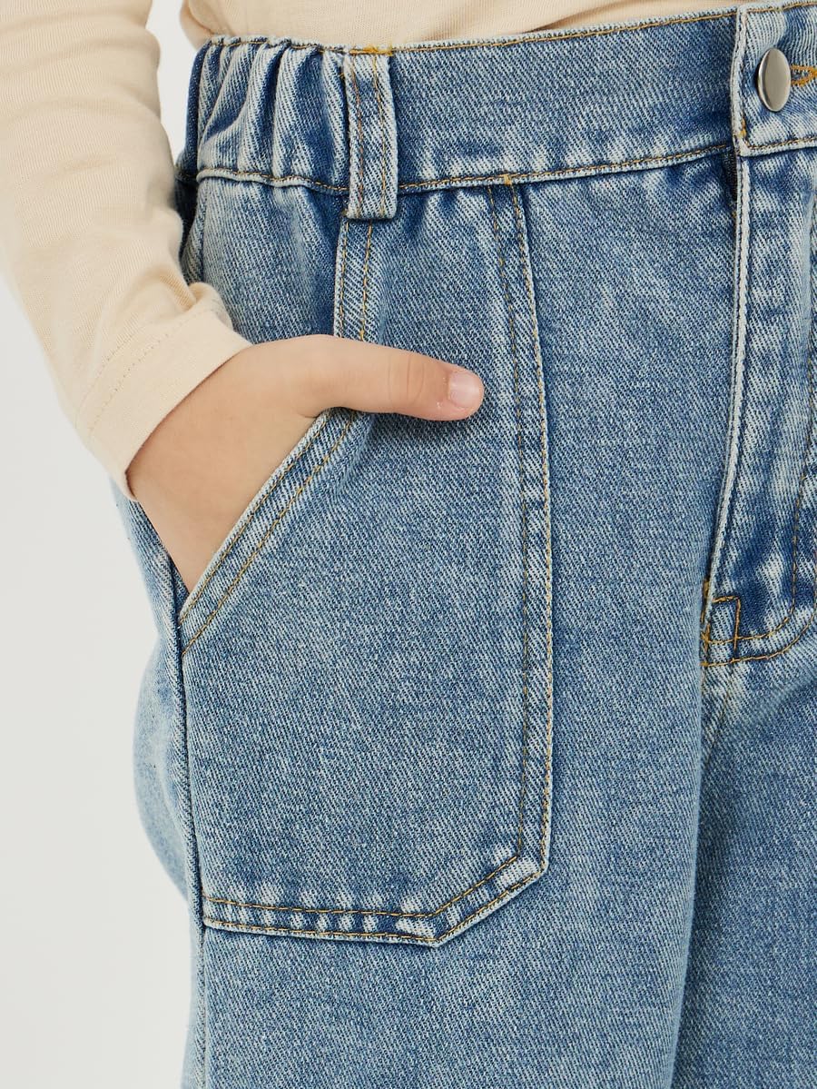 Styli Girls Straight Fit Jeans With Cargo Pocket Detail 4 Styli Girls Straight Fit Jeans With Cargo Pocket Detail - الصورة 4