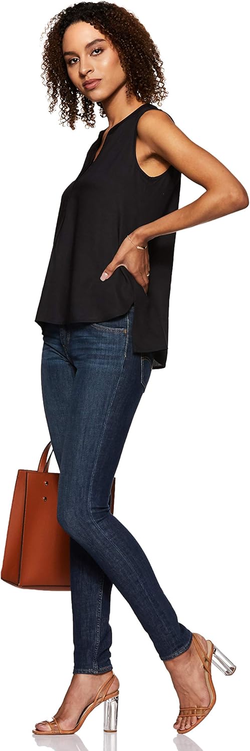 بلوزة بقصة عادية للنساء ولون سادة من أمازون براند - سيمبول 5 بلوزة بقصة عادية للنساء ولون سادة من أمازون براند - سيمبول - الصورة 5