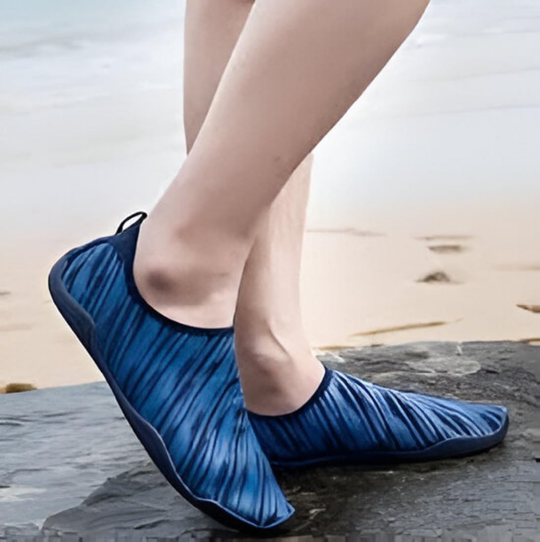 حذاء مائي سريع الجفاف بدون رباط للنساء والرجال، جوارب مائية حافية القدمين للشاطئ والسباحة وركوب الامواج وممارسة اليوغاوالتجديف والمشي على الشاطئ, (أزرق) 3 حذاء مائي سريع الجفاف بدون رباط للنساء والرجال، جوارب مائية حافية القدمين للشاطئ والسباحة وركوب الامواج وممارسة اليوغاوالتجديف والمشي على الشاطئ, (أزرق) - الصورة 3