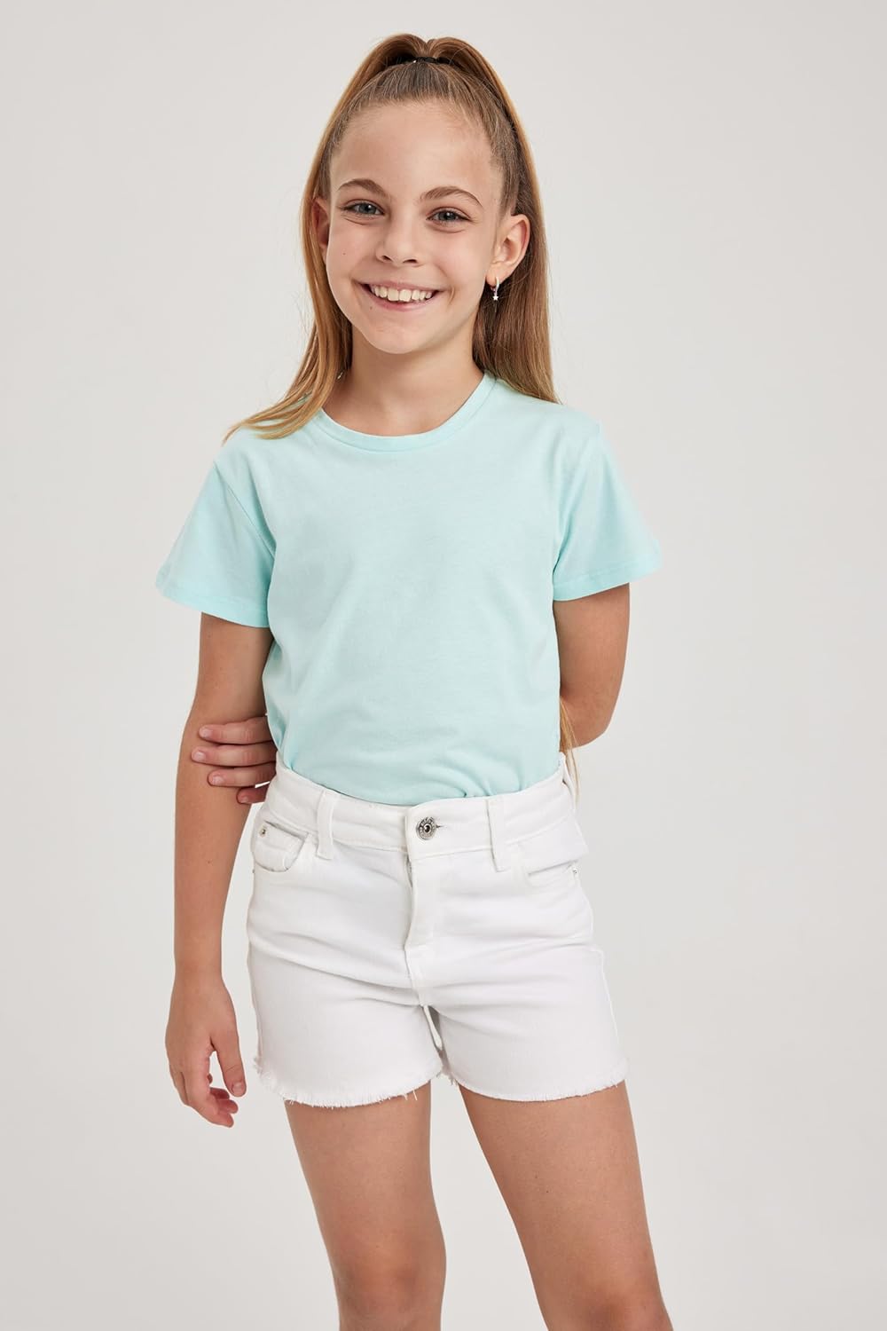 تي شيرت للبنات طراز B0672a8 من ديفاكتو 4 تي شيرت للبنات طراز B0672a8 من ديفاكتو - الصورة 4