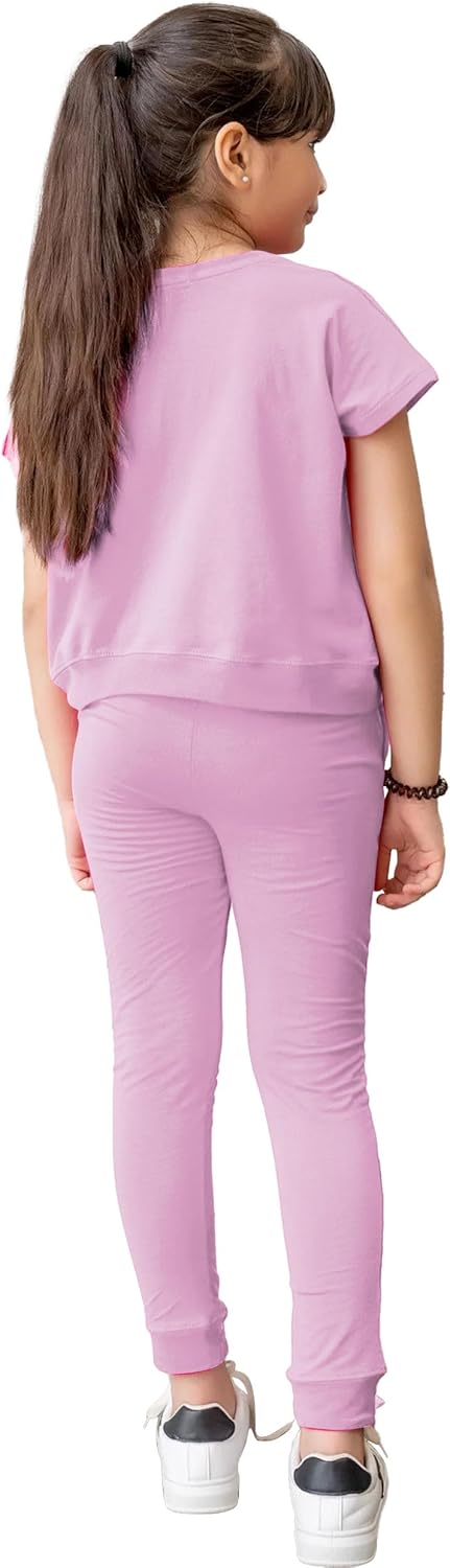 طقم ملابس كاجوال مكون من تي شيرت وسروال لجينجز للبنات الصغيرات مصنوع من مزيج القطن الناعم، مريح وأنيق، مناسب للارتداء اليومي للفتيات بعمر 5 إلى 14 سنة من سيليكتا ناو 4 طقم ملابس كاجوال مكون من تي شيرت وسروال لجينجز للبنات الصغيرات مصنوع من مزيج القطن الناعم، مريح وأنيق، مناسب للارتداء اليومي للفتيات بعمر 5 إلى 14 سنة من سيليكتا ناو - الصورة 4