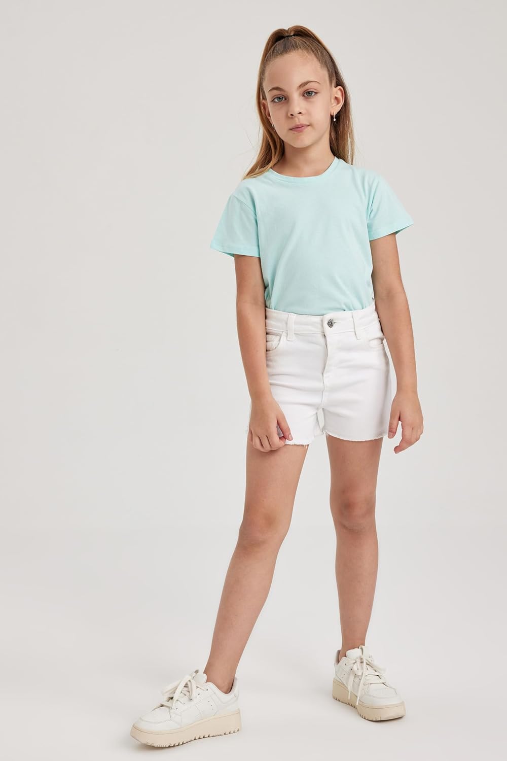 تي شيرت للبنات طراز B0672a8 من ديفاكتو 3 تي شيرت للبنات طراز B0672a8 من ديفاكتو - الصورة 3